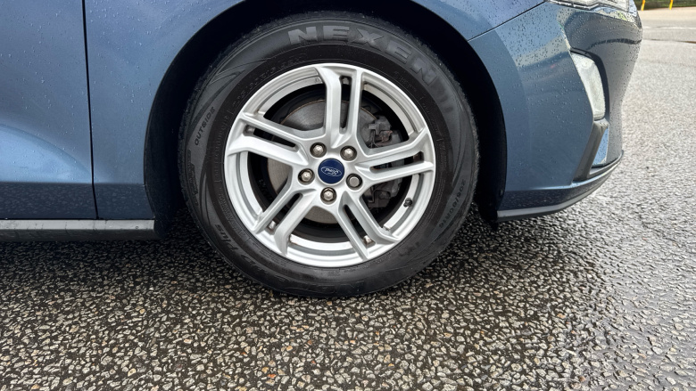 Ford Focus 1.0 EcoBoost 125 Zetec 5dr Auto Petrol Hatchback
